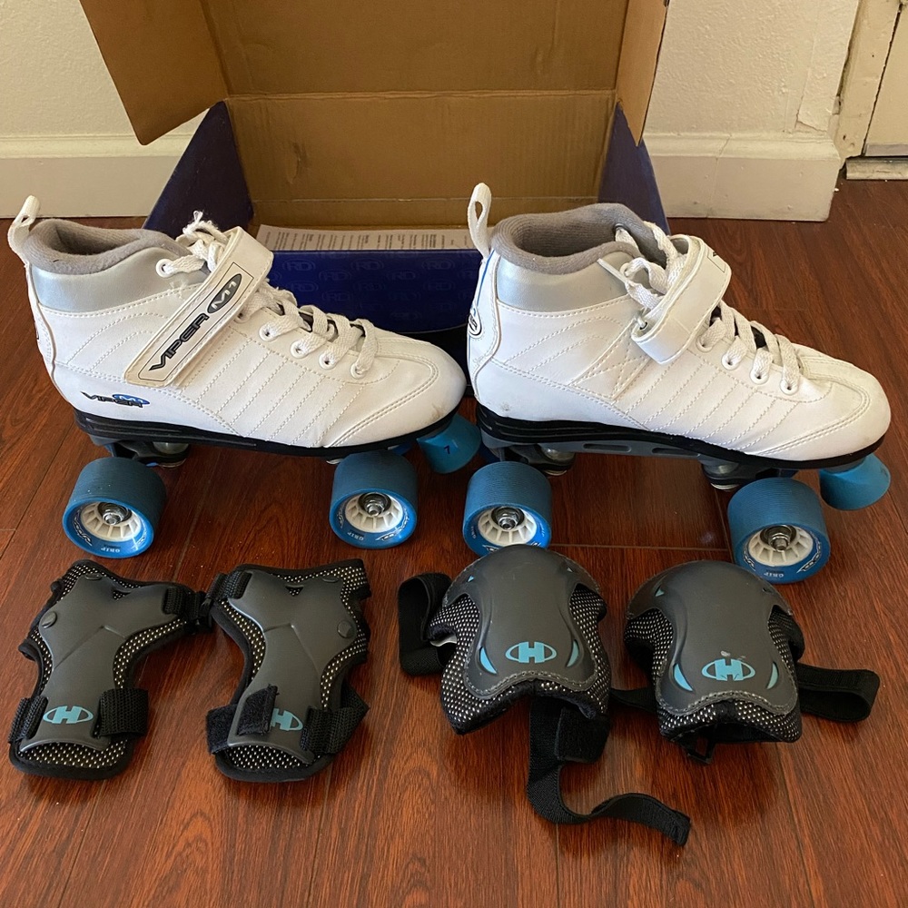 Roller Derby Roller Skates- Size 7 (L)